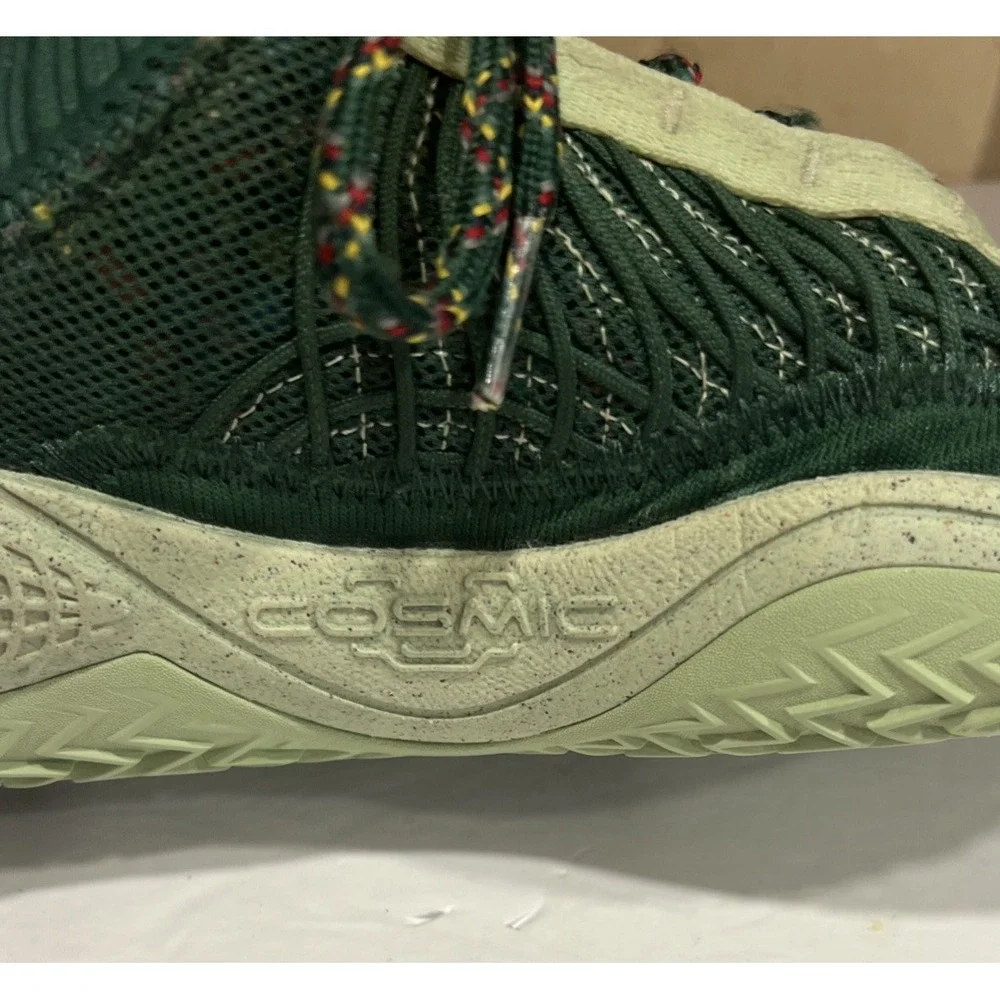 Nike Cosmic Unity TB Gorge Green Honeydew Team Bank DM4426 300 Size 5 Sneakers